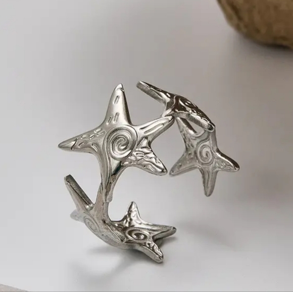 Stainless Steel Silver Starfish Ring - Picture 2 of 4